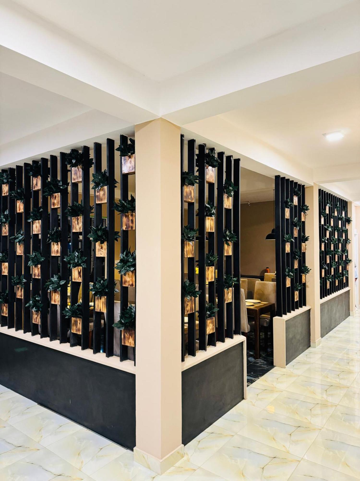 Royal Bliss Hotel Nuwara Eliya Eksteriør bilde